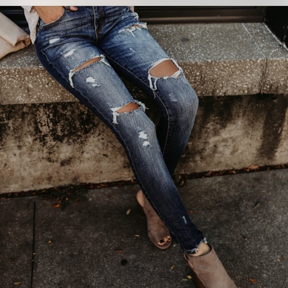 LAST 1 ❤️ SZ 11/29 Distressed Frayed Skinny Jeans - Picture 4 of 8